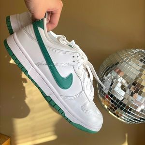 Nike dunk low green